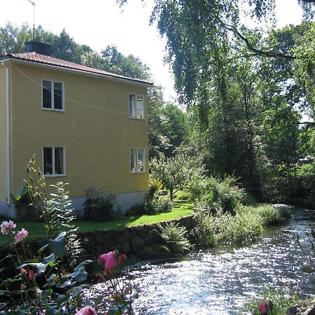 Kvarnen I Knaellsberg Hotel Hallabro Exterior photo